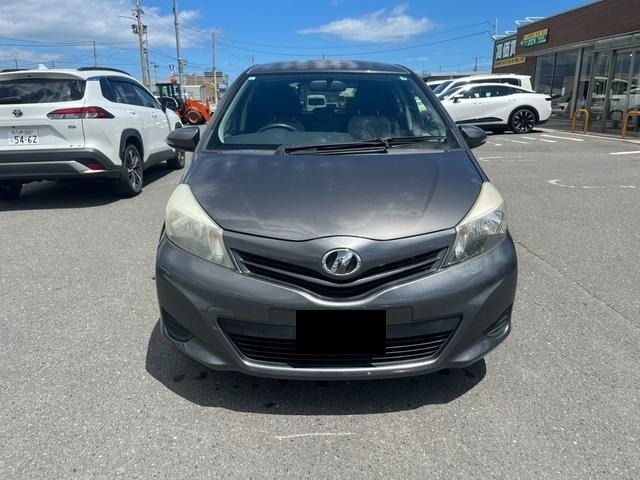 TOYOTA VITZ F 2013